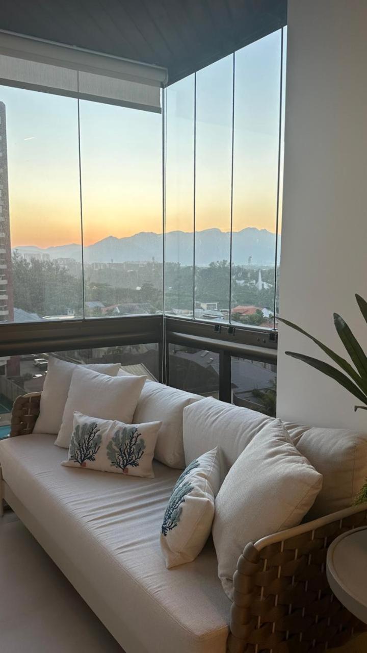ריו דה ז'ניירו Lindo Apto No Melhor Lugar Da Barra Da Tijuca! Com Uma Vista De Tirar O Folego, Frente Para O Mar! Totalmente Equipado E Decorado Ao Lado Dos Melhores Hoteis E Quiosques Da Barra! Portaria 24H, Piscina, Sauna, Jacuzzi, Academia, Garagem, Wi-Fi, Lavan מראה חיצוני תמונה