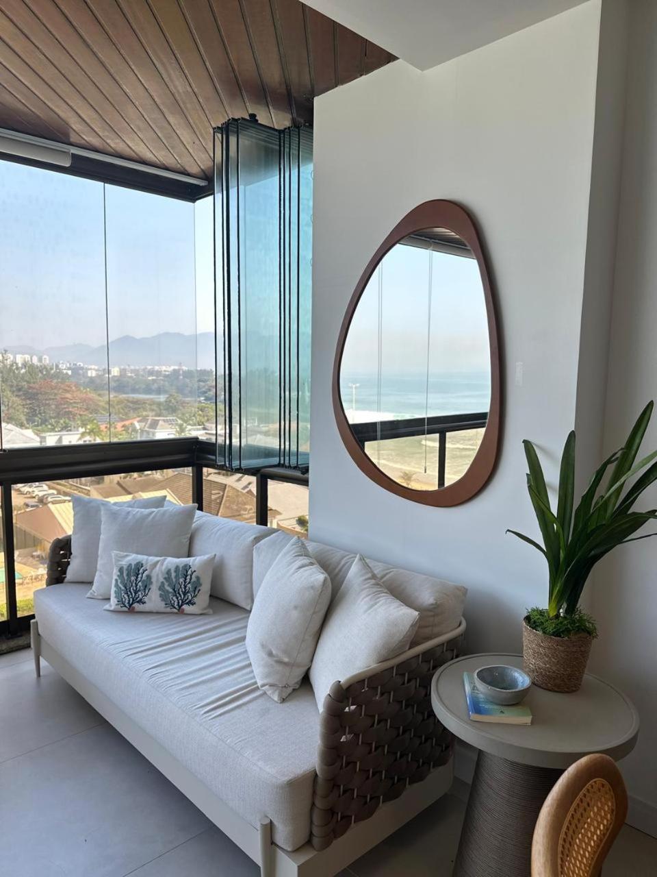 ריו דה ז'ניירו Lindo Apto No Melhor Lugar Da Barra Da Tijuca! Com Uma Vista De Tirar O Folego, Frente Para O Mar! Totalmente Equipado E Decorado Ao Lado Dos Melhores Hoteis E Quiosques Da Barra! Portaria 24H, Piscina, Sauna, Jacuzzi, Academia, Garagem, Wi-Fi, Lavan מראה חיצוני תמונה
