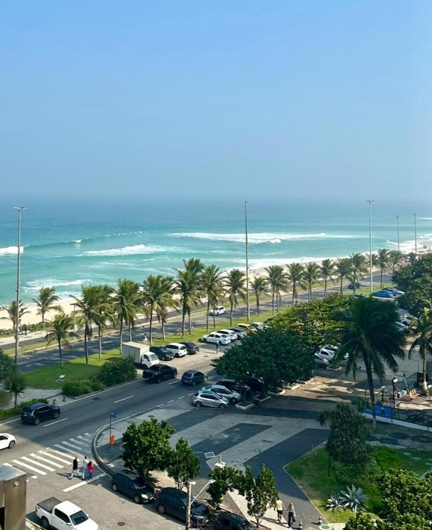 ריו דה ז'ניירו Lindo Apto No Melhor Lugar Da Barra Da Tijuca! Com Uma Vista De Tirar O Folego, Frente Para O Mar! Totalmente Equipado E Decorado Ao Lado Dos Melhores Hoteis E Quiosques Da Barra! Portaria 24H, Piscina, Sauna, Jacuzzi, Academia, Garagem, Wi-Fi, Lavan מראה חיצוני תמונה