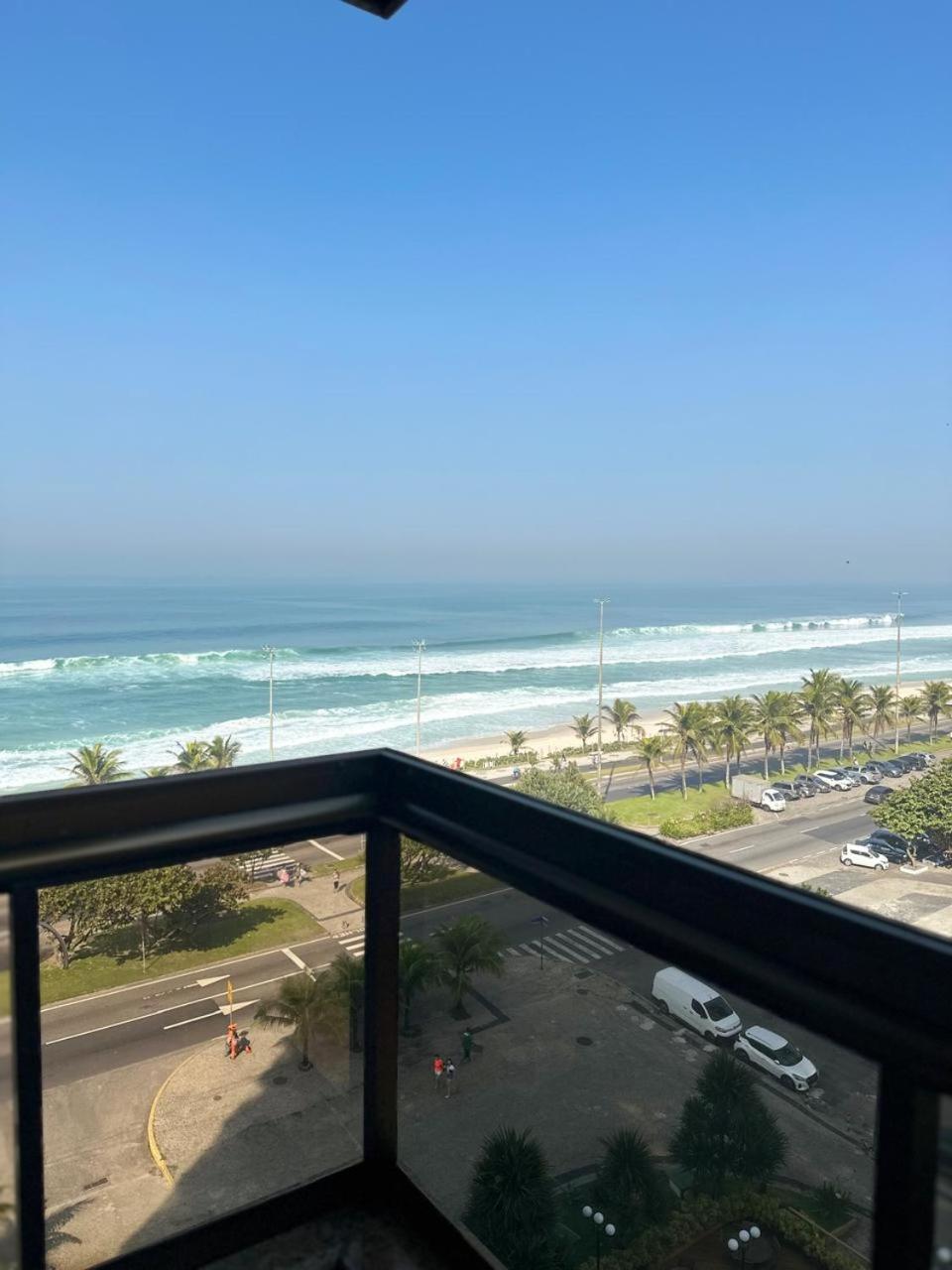 ריו דה ז'ניירו Lindo Apto No Melhor Lugar Da Barra Da Tijuca! Com Uma Vista De Tirar O Folego, Frente Para O Mar! Totalmente Equipado E Decorado Ao Lado Dos Melhores Hoteis E Quiosques Da Barra! Portaria 24H, Piscina, Sauna, Jacuzzi, Academia, Garagem, Wi-Fi, Lavan מראה חיצוני תמונה